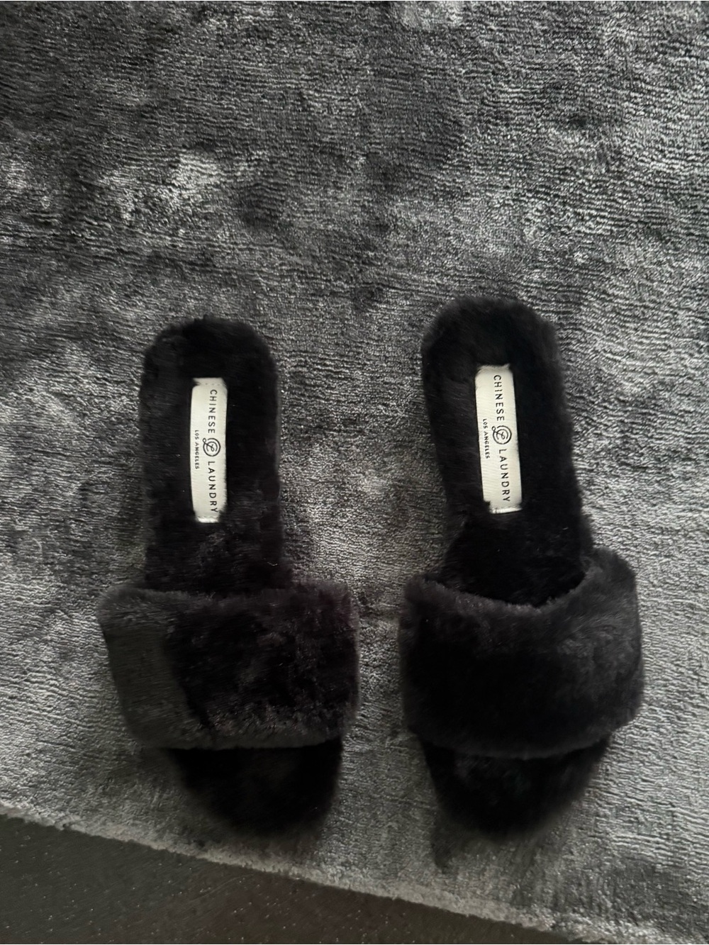 Chinese Laundry Black Faux-Fur Slide Slippers